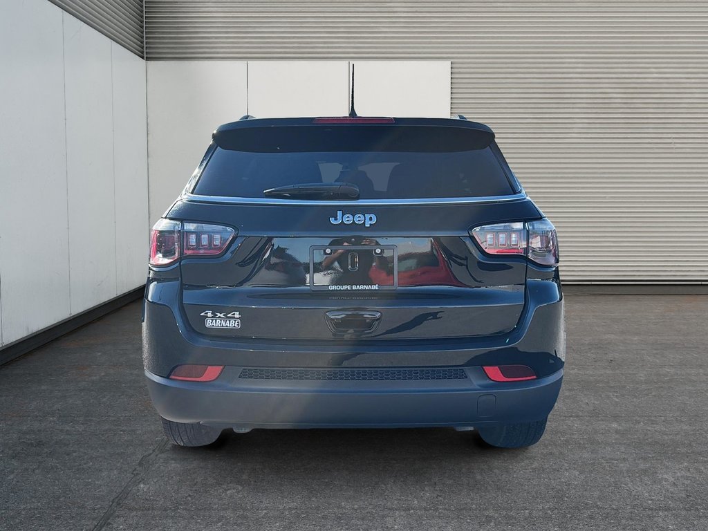 Jeep Compass Sport 4X4 2024 à St-Jean-Sur-Richelieu, Québec - 3 - w1024h768px