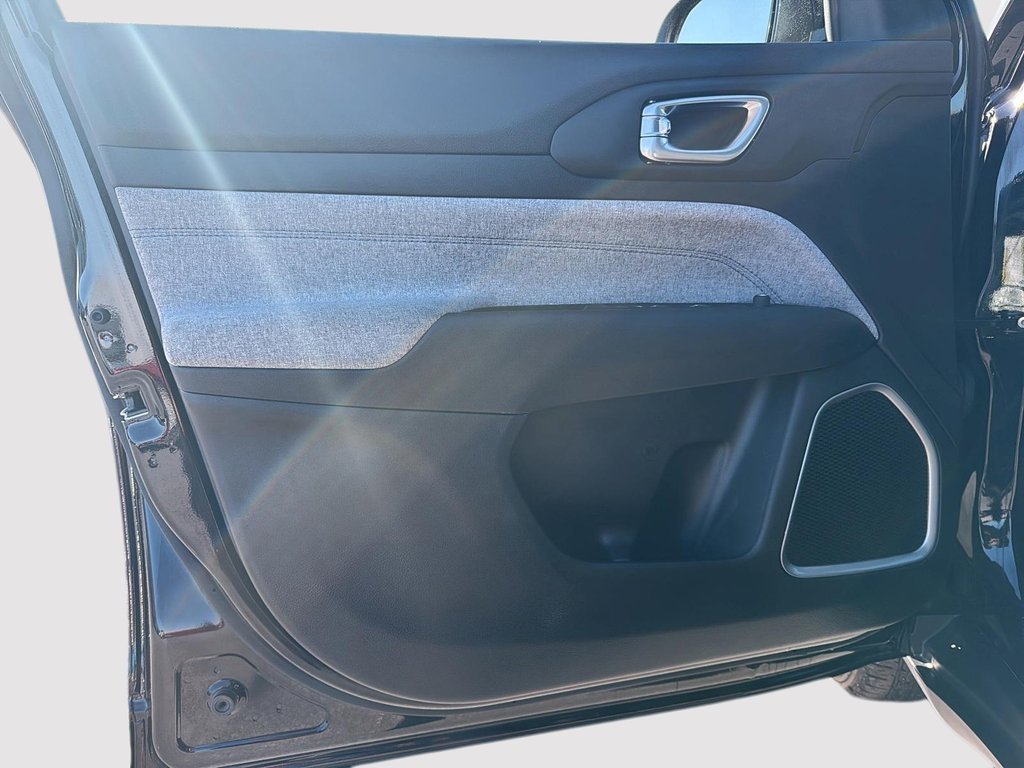 Jeep Compass Sport 4X4 2024 à St-Jean-Sur-Richelieu, Québec - 11 - w1024h768px