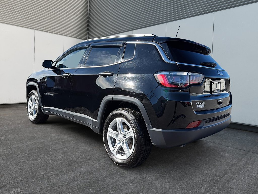 Jeep Compass Sport 4X4 2024 à St-Jean-Sur-Richelieu, Québec - 4 - w1024h768px