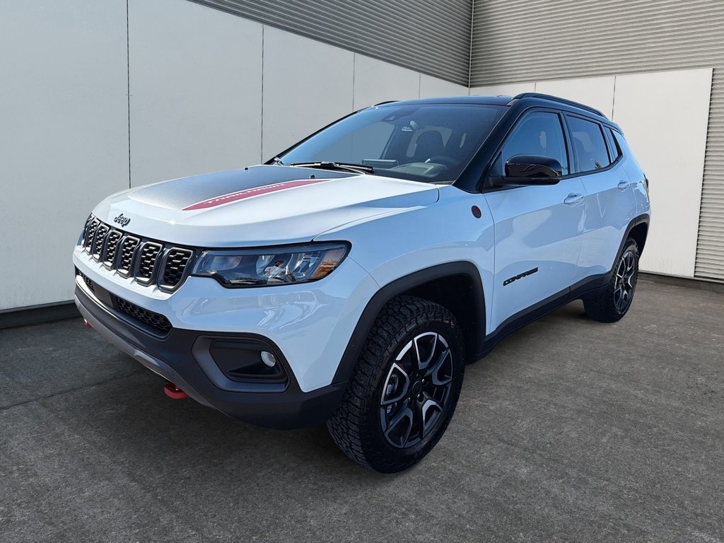 2025 Jeep Compass TRAILHAWK in St-Jean-Sur-Richelieu, Quebec - 1 - w1024h768px