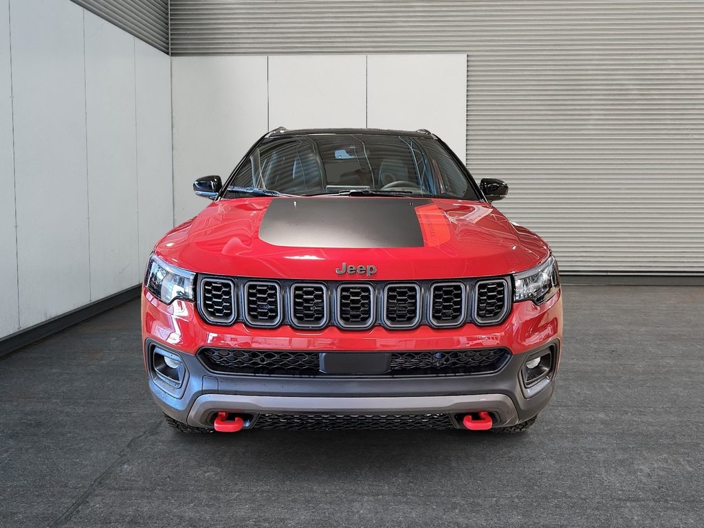 Jeep Compass TRAILHAWK 2026 à Sherbrooke, Québec - 2 - w1024h768px