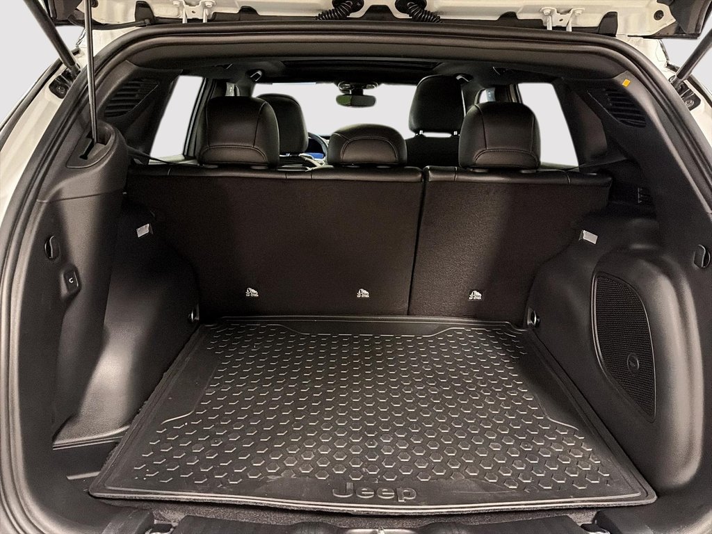 2026 Jeep Compass Limited in St-Jean-Sur-Richelieu, Quebec - 6 - w1024h768px