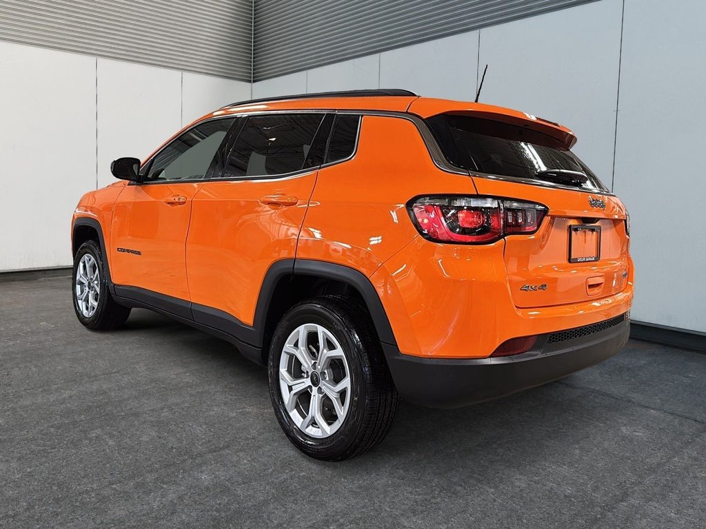 2026 Jeep Compass North in St-Jean-Sur-Richelieu, Quebec - 4 - w1024h768px