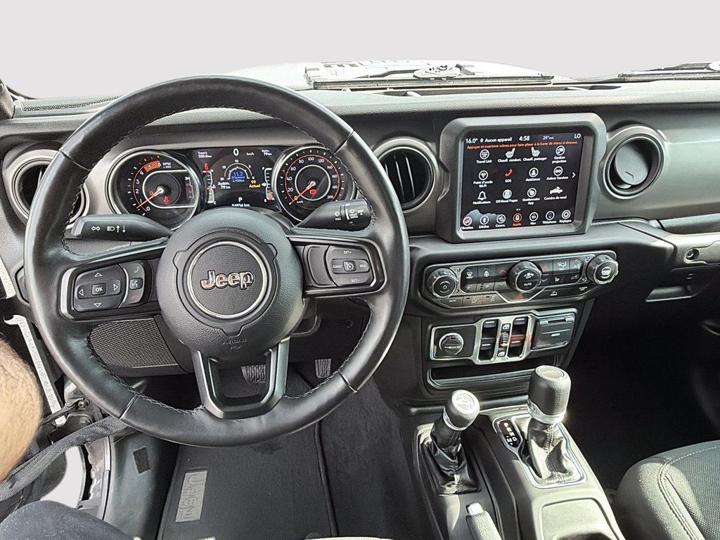 Jeep Gladiator Willys 2021 à St-Jean-Sur-Richelieu, Québec - 10 - w1024h768px