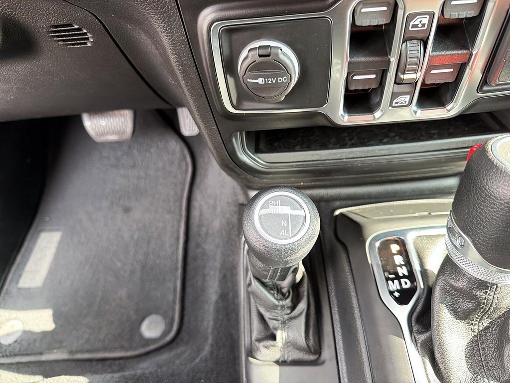 Jeep Gladiator Willys 2021 à St-Jean-Sur-Richelieu, Québec - 16 - w1024h768px