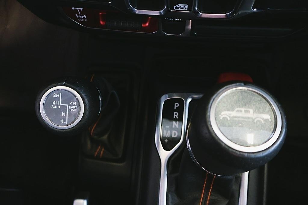 2023 Jeep Gladiator Mojave in Saint-Hyacinthe, Quebec - 17 - w1024h768px