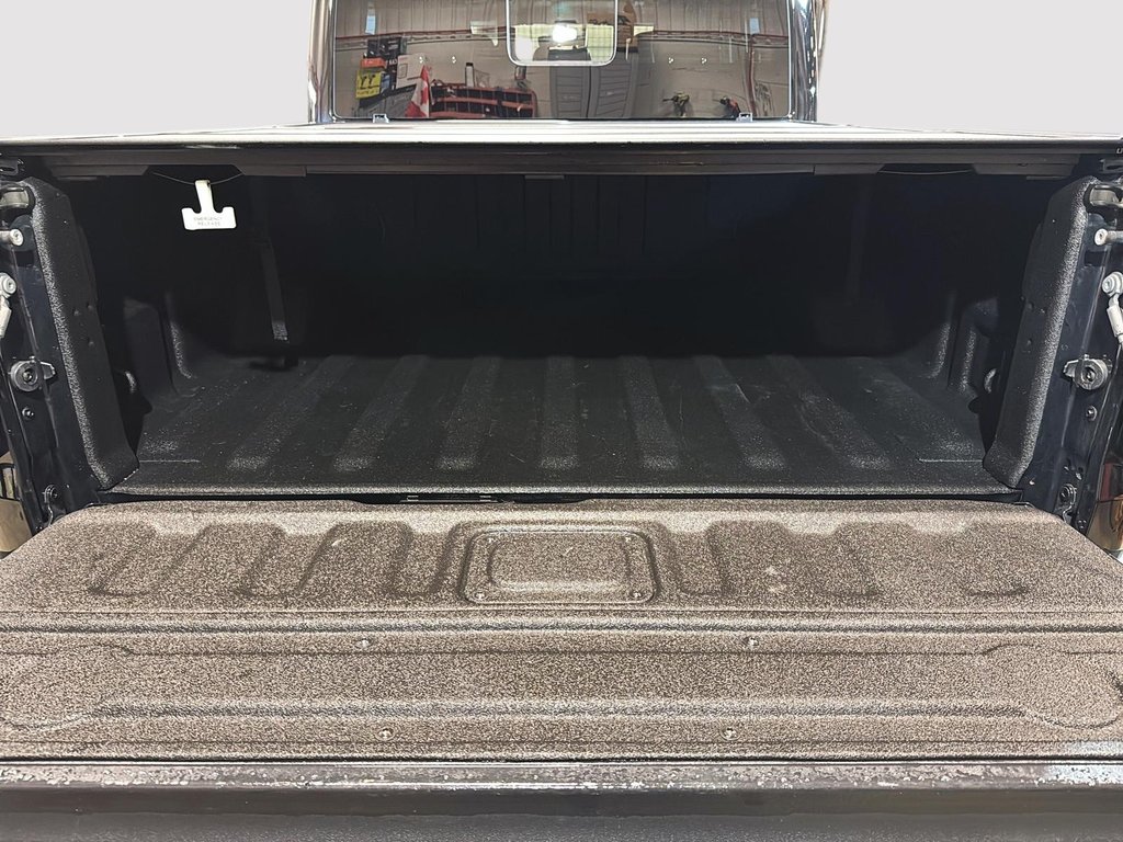 Jeep Gladiator Rubicon 2023 à St-Jean-Sur-Richelieu, Québec - 17 - w1024h768px
