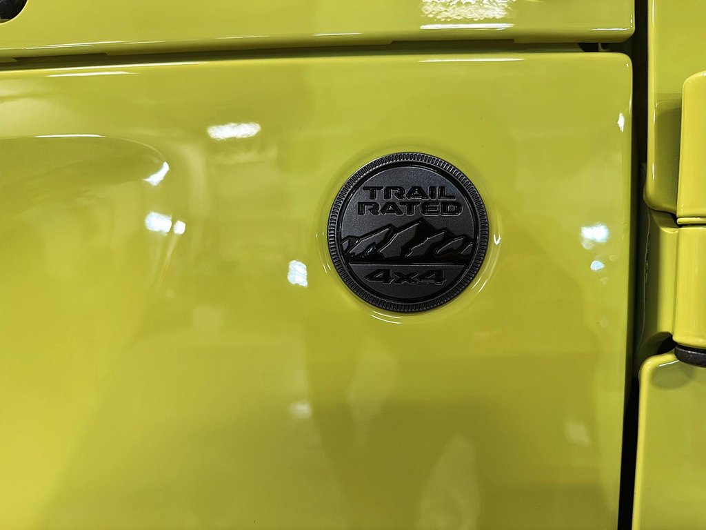 Jeep Gladiator Willys 2023-5