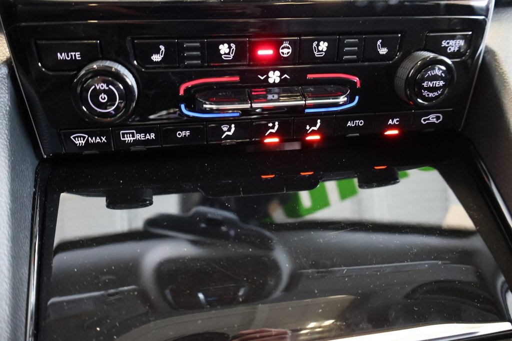 Jeep Grand Cherokee 4xe  2023 à St-Jean-Sur-Richelieu, Québec - 15 - w1024h768px