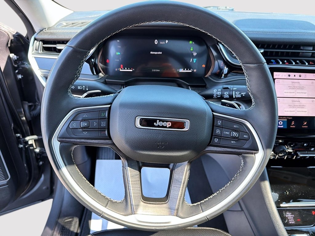 2024 Jeep Grand Cherokee 4xe LIMITED TOIT PANORAMIQUE in St-Jean-Sur-Richelieu, Quebec - 12 - w1024h768px