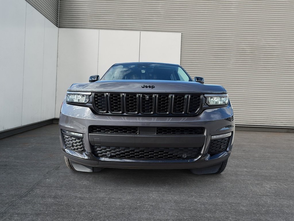 2023 Jeep Grand Cherokee L Limited in St-Jean-Sur-Richelieu, Quebec - 2 - w1024h768px