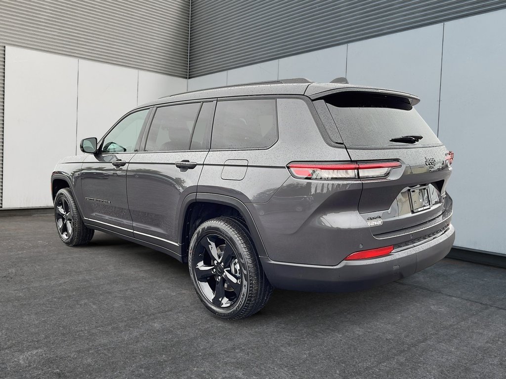 2025 Jeep GRAND CHEROKEE L LIMITED in Sherbrooke, Quebec - 4 - w1024h768px