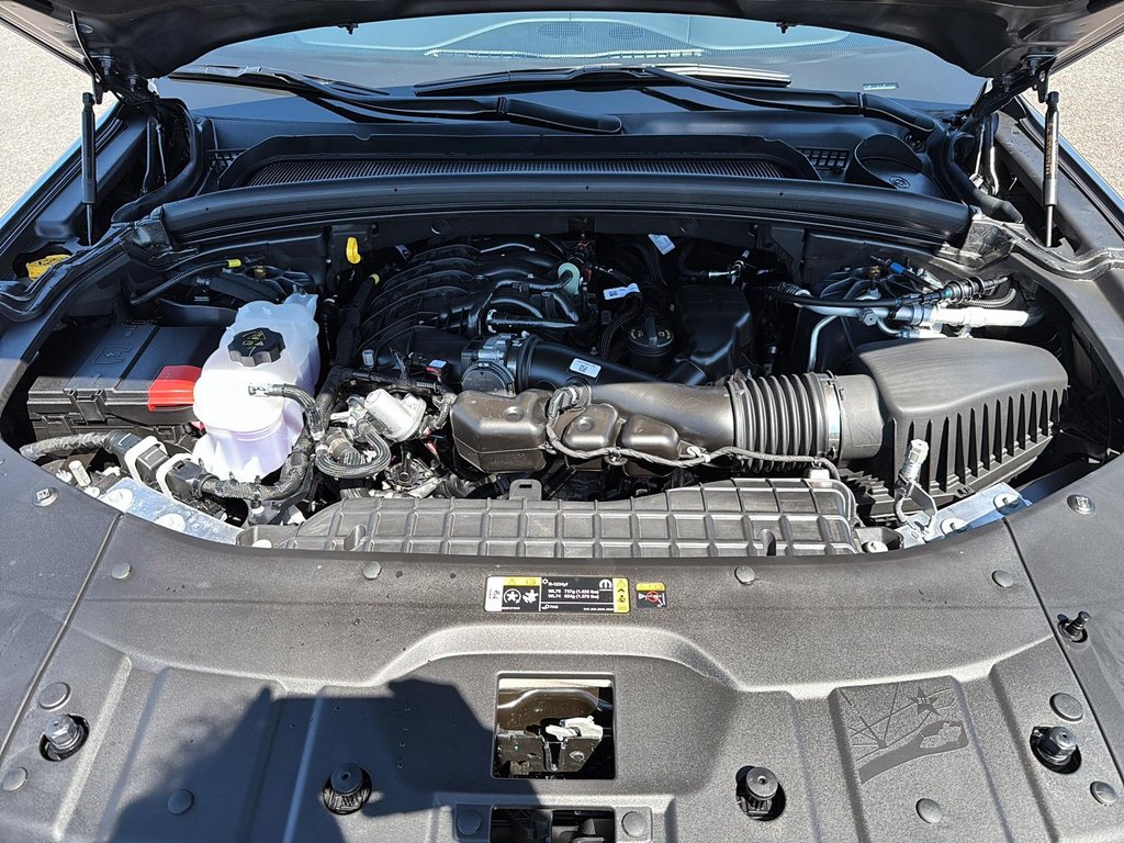 Jeep Grand Cherokee L OVERLAND 2025 à Sherbrooke, Québec - 8 - w1024h768px