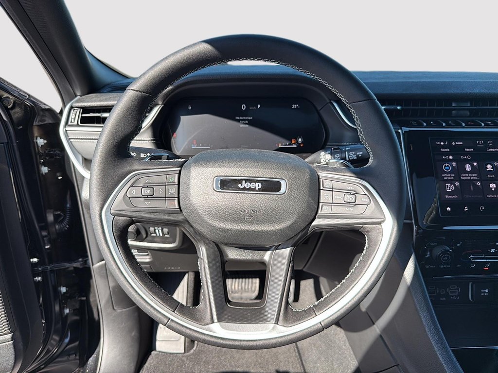 2025 Jeep Grand Cherokee L ALTITUDE in Sherbrooke, Quebec - 11 - w1024h768px