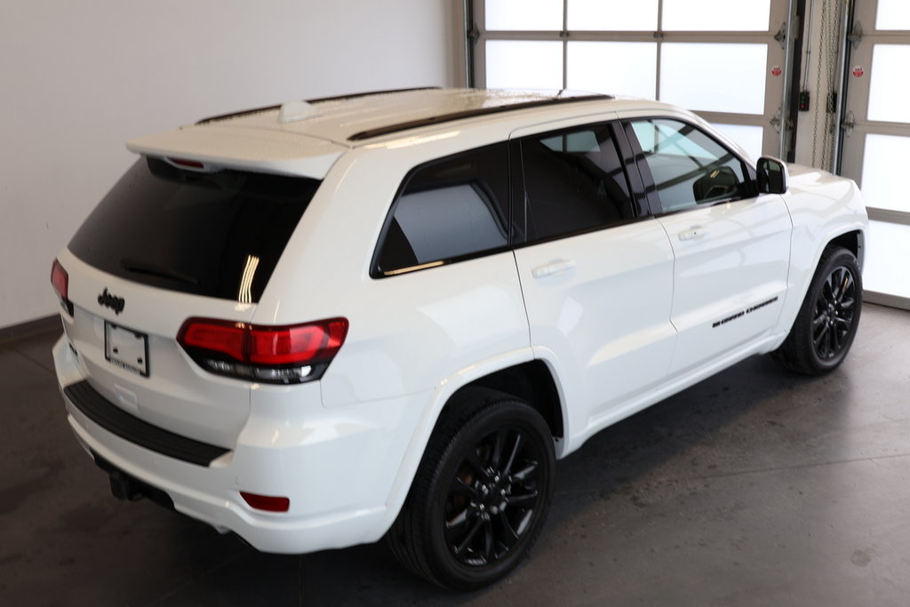 GRAND CHEROKEE WK Altitude V6 4X4 Toit-Ouvrant | Navigation | Suede 2022 à St-Jean-Sur-Richelieu, Québec - 7 - w1024h768px