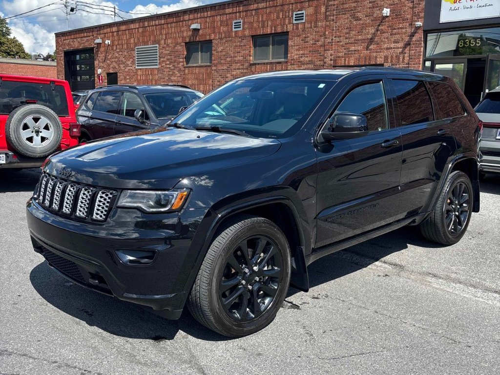 Jeep GRAND CHEROKEE WK Altitude 2022 à St-Jean-Sur-Richelieu, Québec - 1 - w1024h768px