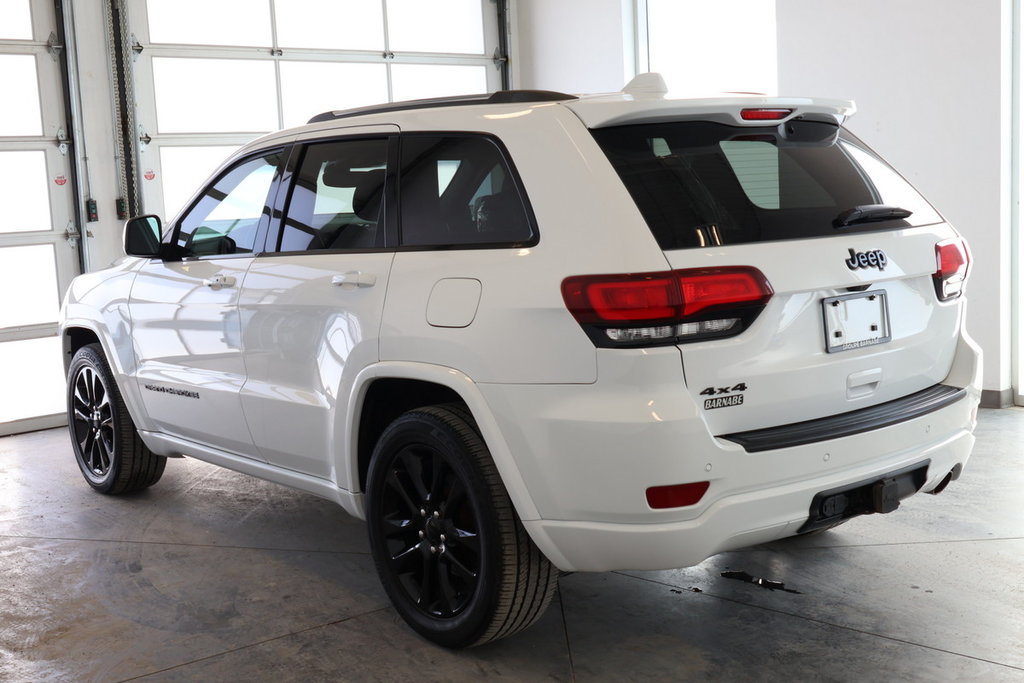 Jeep Grand Cherokee Altitude 4X4 2020 à St-Jean-Sur-Richelieu, Québec - 5 - w1024h768px