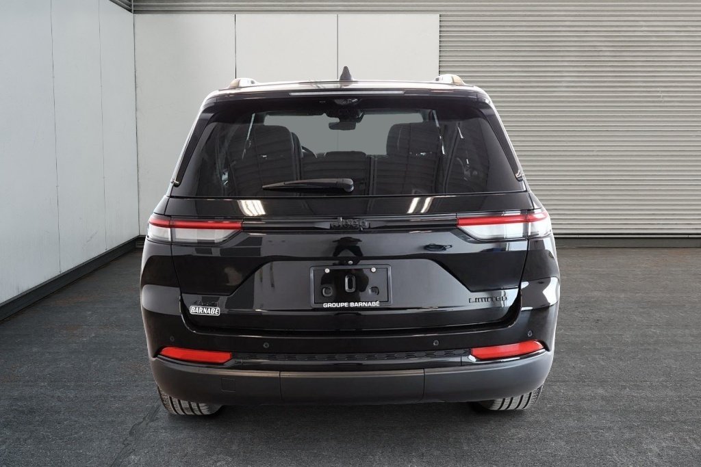 Jeep Grand Cherokee LIMITED 2023 à St-Jean-Sur-Richelieu, Québec - 6 - w1024h768px