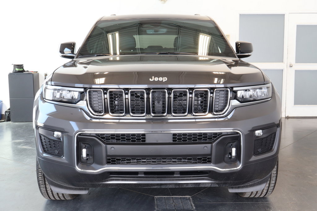 Grand Cherokee OVERLAND 2024 à St-Jean-Sur-Richelieu, Québec - 3 - w1024h768px