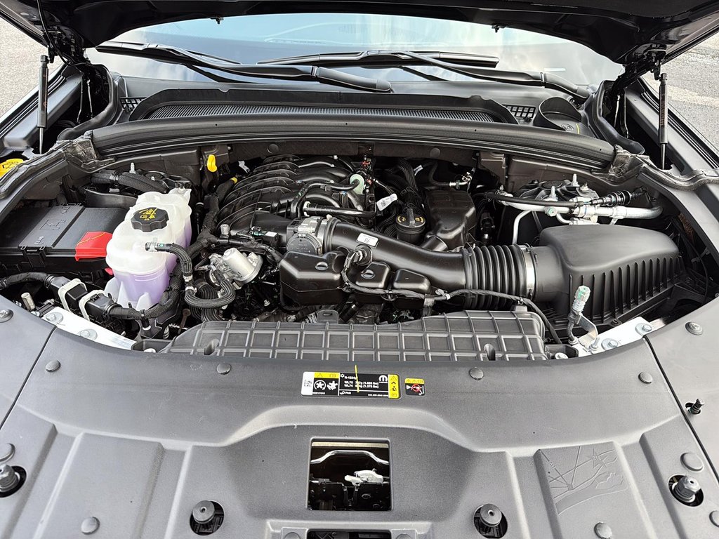 Jeep Grand Cherokee LAREDO ALTITUDE 2025 à Sherbrooke, Québec - 8 - w1024h768px