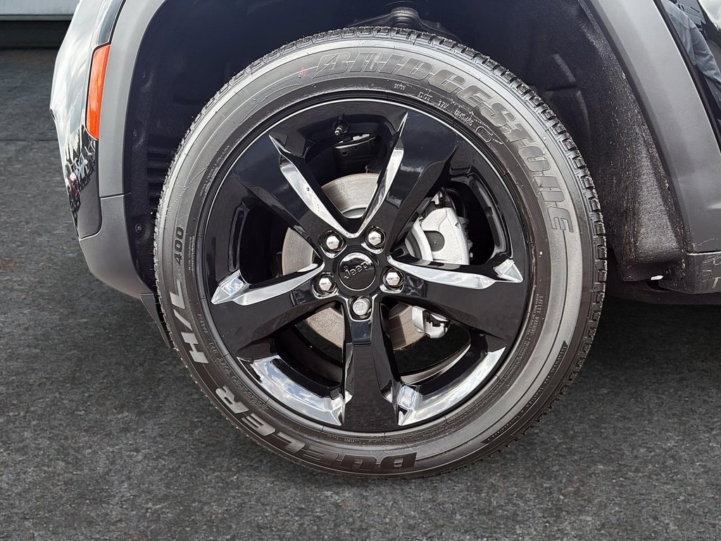 Jeep Grand Cherokee LAREDO ALTITUDE 2025 à Sherbrooke, Québec - 7 - w1024h768px