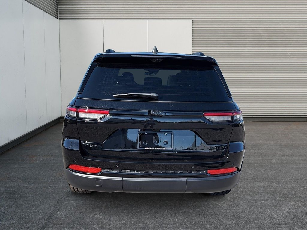Jeep Grand Cherokee LIMITED 2025 à St-Jean-Sur-Richelieu, Québec - 5 - w1024h768px