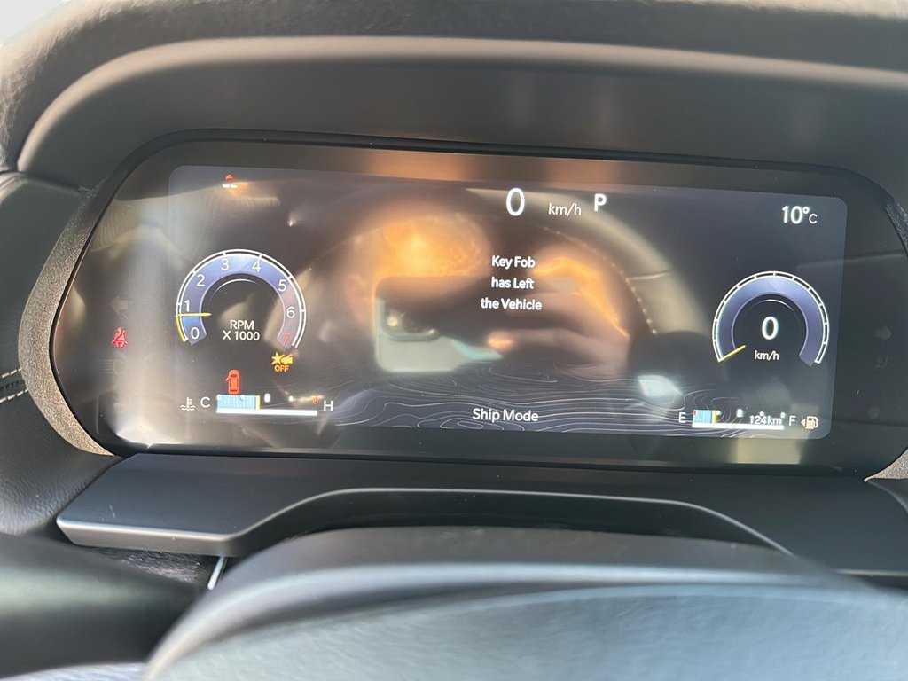 2025 Jeep Grand Cherokee LIMITED in Sherbrooke, Quebec - 13 - w1024h768px