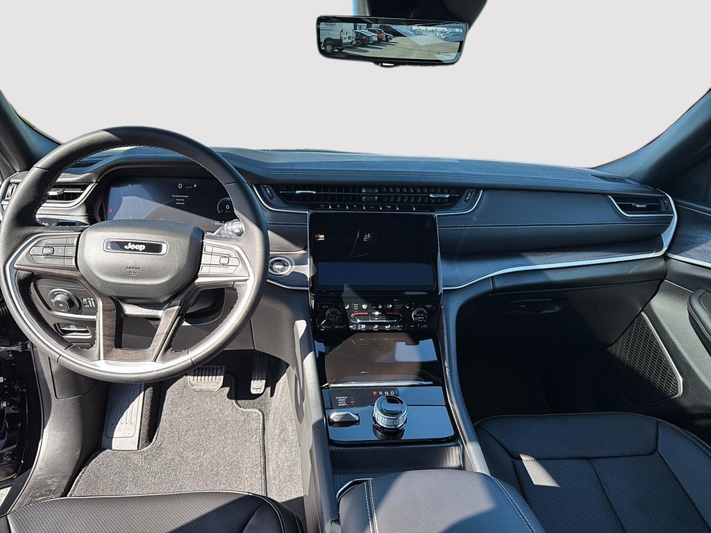 Jeep Grand Cherokee LIMITED 2025 à Sherbrooke, Québec - 9 - w1024h768px