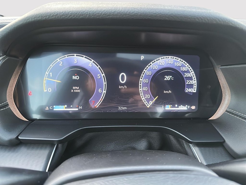 2025 Jeep GRAND CHEROKEE LAREDO ALTITUDE in Sherbrooke, Quebec - 12 - w1024h768px