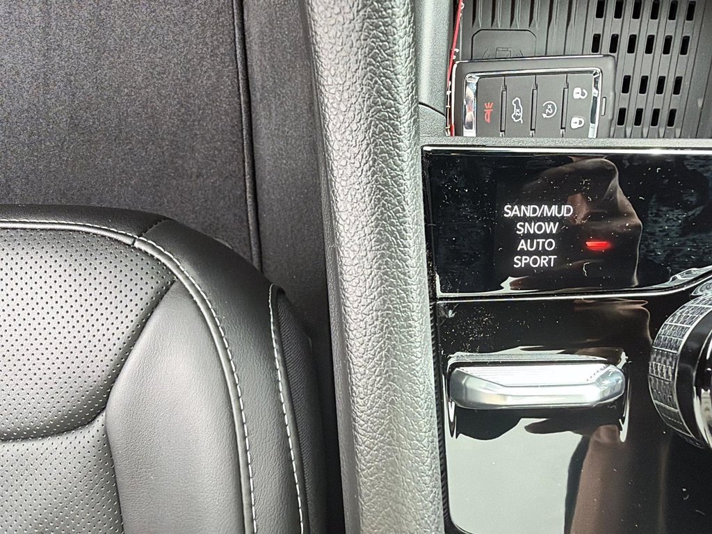 2026 Jeep Grand Cherokee LIMITED RESERVE in Sherbrooke, Quebec - 15 - w1024h768px