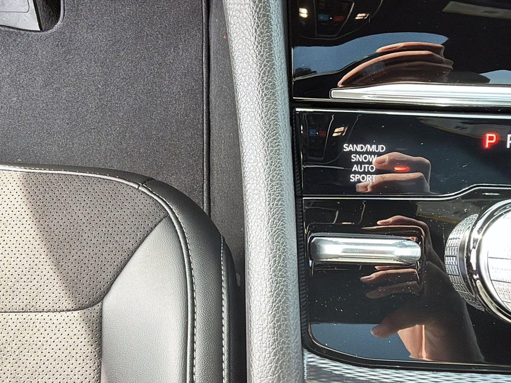 Jeep Grand Cherokee ALTITUDE 2026 à Sherbrooke, Québec - 15 - w1024h768px