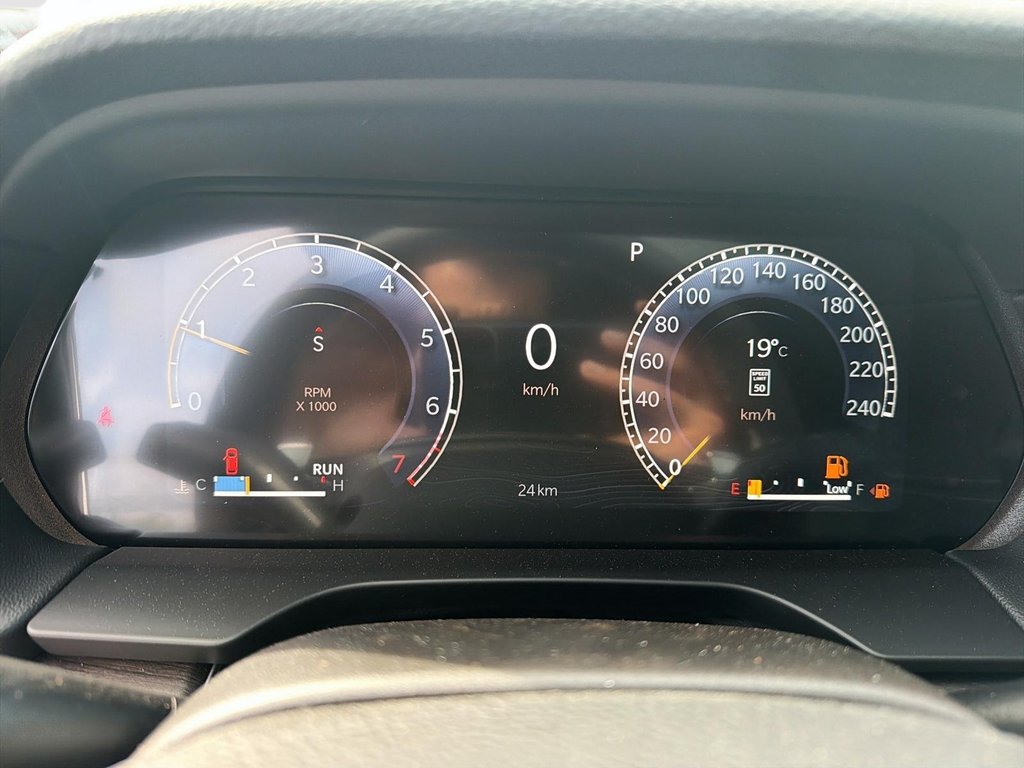 Jeep Grand Cherokee ALTITUDE 2026 à Sherbrooke, Québec - 12 - w1024h768px