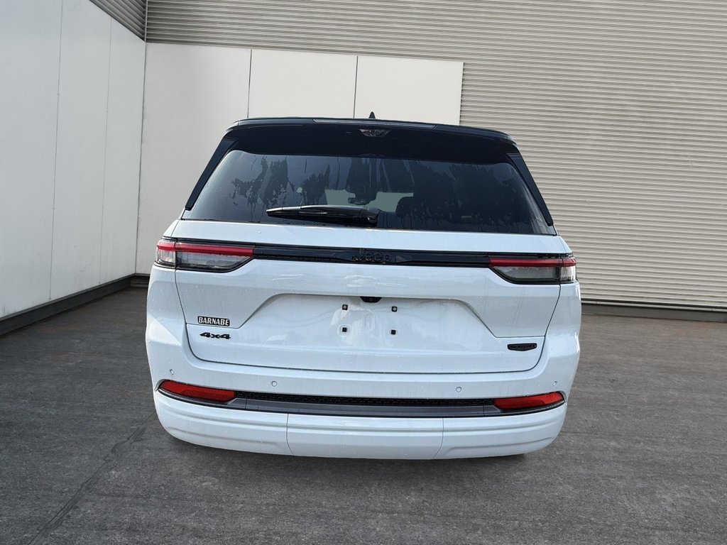 2026 Jeep Grand Cherokee SUMMIT in Sherbrooke, Quebec - 3 - w1024h768px