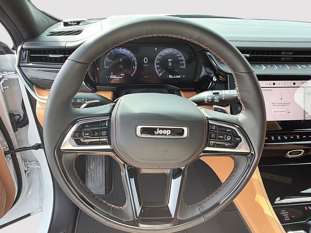 2026 Jeep Grand Cherokee SUMMIT in Sherbrooke, Quebec - 11 - w1024h768px