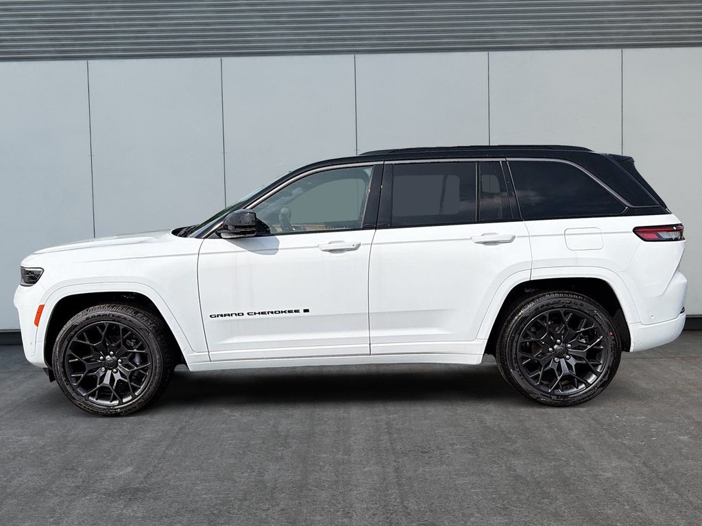 2026 Jeep Grand Cherokee SUMMIT in Sherbrooke, Quebec - 5 - w1024h768px