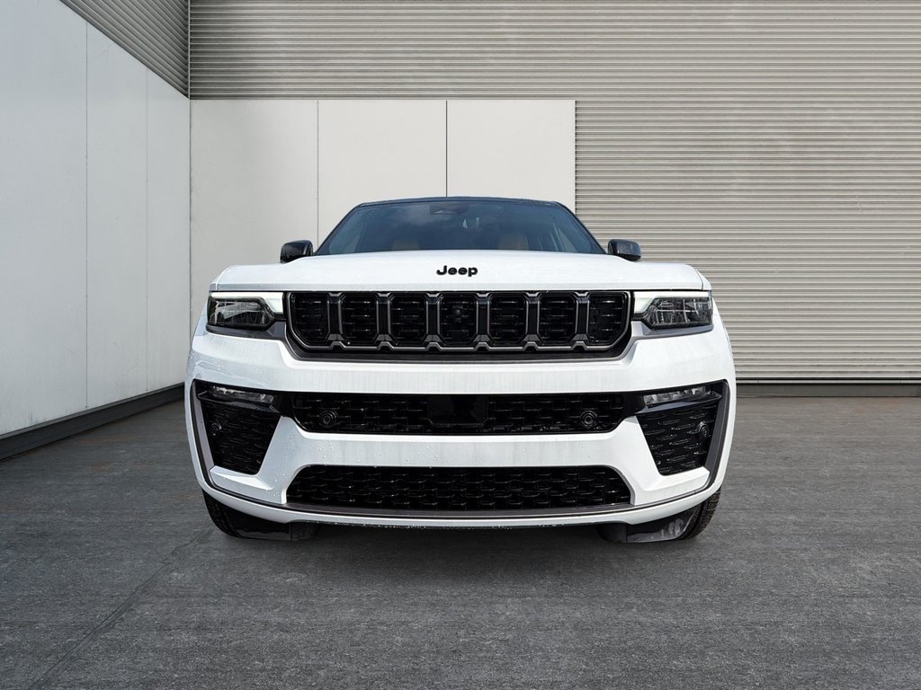 2026 Jeep Grand Cherokee SUMMIT in Sherbrooke, Quebec - 2 - w1024h768px