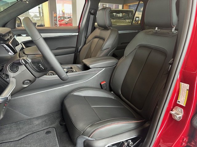 2024 Jeep WAGONEER S LAUNCH EDITION in St-Jean-Sur-Richelieu, Quebec - 7 - w1024h768px