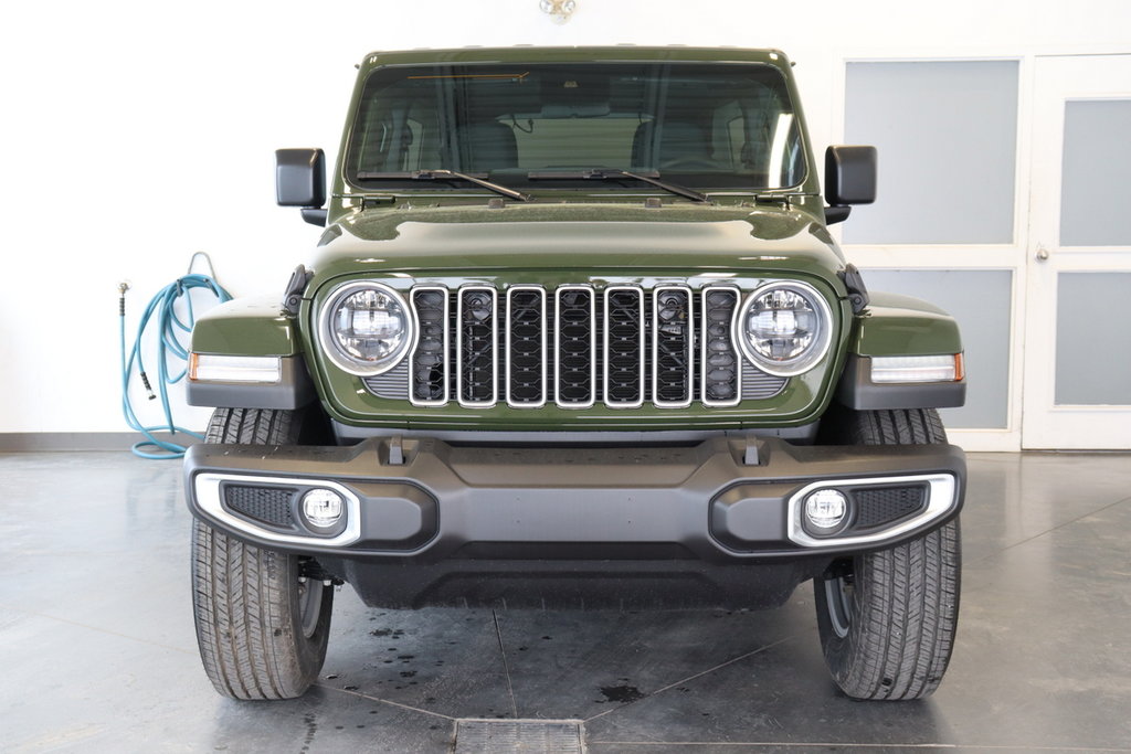 WRANGLER 4-Door SAHARA 2024 à Sherbrooke, Québec - 3 - w1024h768px