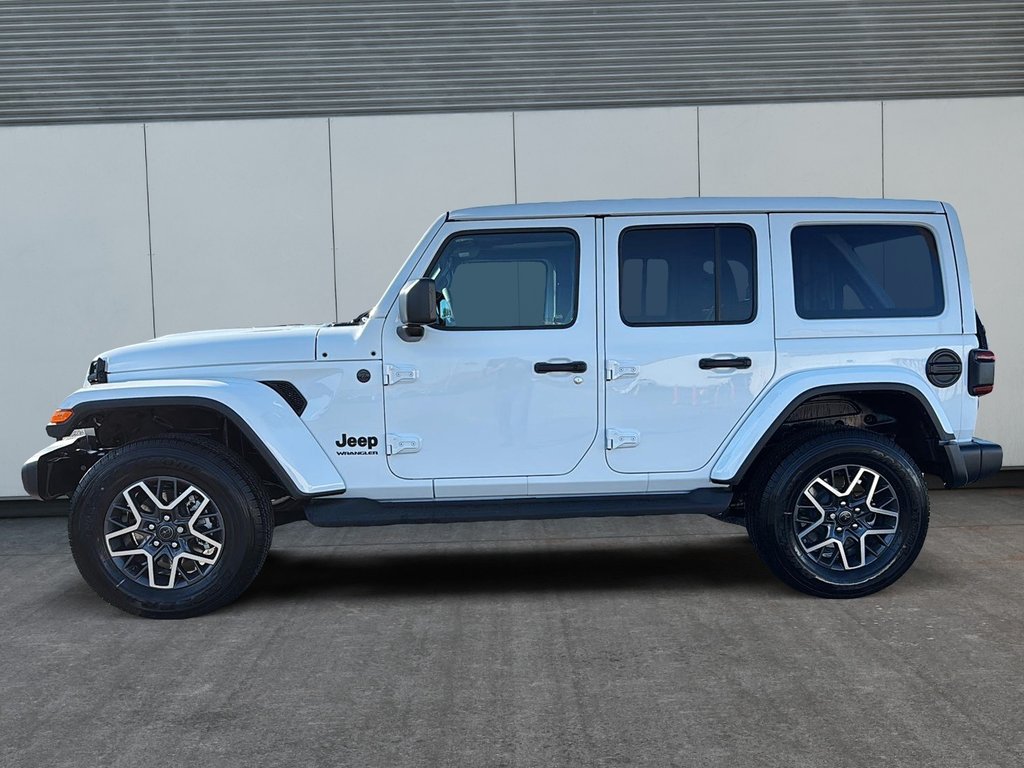 Jeep WRANGLER 4-Door SAHARA 2025 à St-Jean-Sur-Richelieu, Québec - 5 - w1024h768px