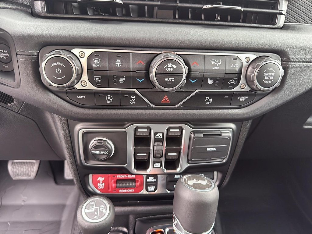 Jeep WRANGLER 4-Door RUBICON X 2025 à Sherbrooke, Québec - 14 - w1024h768px