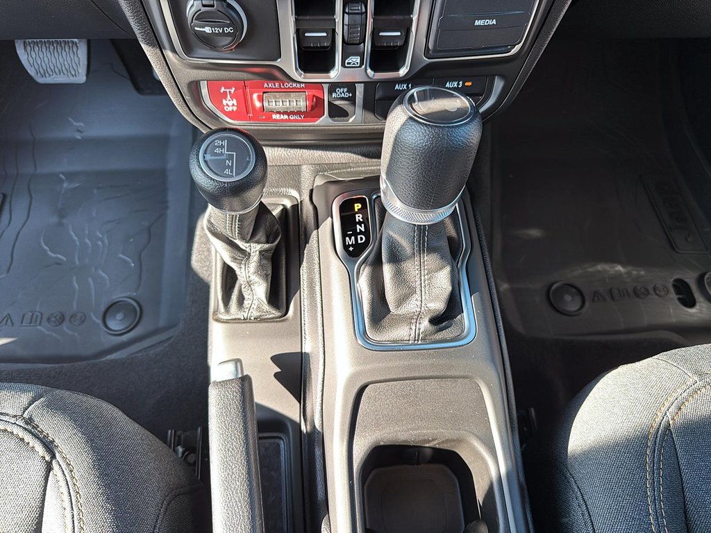 2025 Jeep WRANGLER 4-Door WILLYS in St-Jean-Sur-Richelieu, Quebec - 14 - w1024h768px