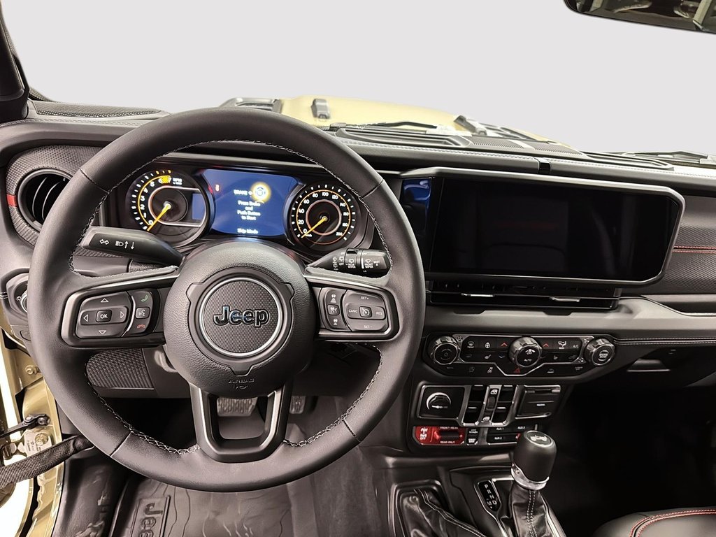 2025 Jeep Wrangler 4-Door RUBICON in Sherbrooke, Quebec - 10 - w1024h768px