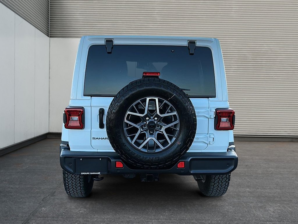 2025 Jeep WRANGLER 4-Door SAHARA in Sherbrooke, Quebec - 3 - w1024h768px