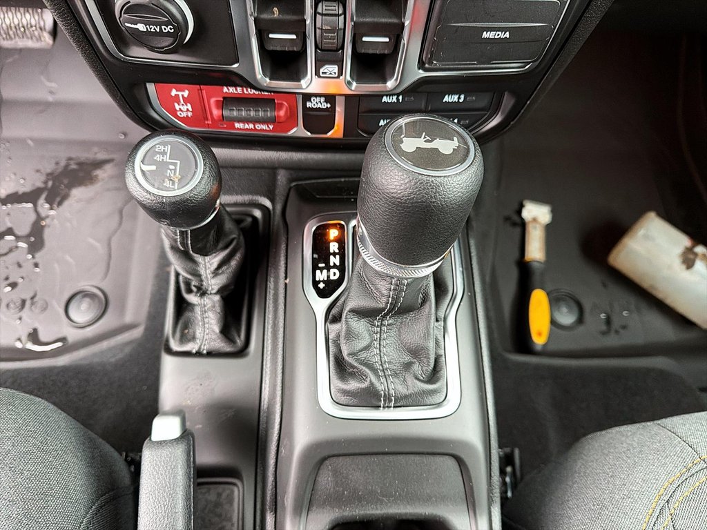 Jeep Wrangler 4-Door WILLYS 2026 à St-Jean-Sur-Richelieu, Québec - 15 - w1024h768px