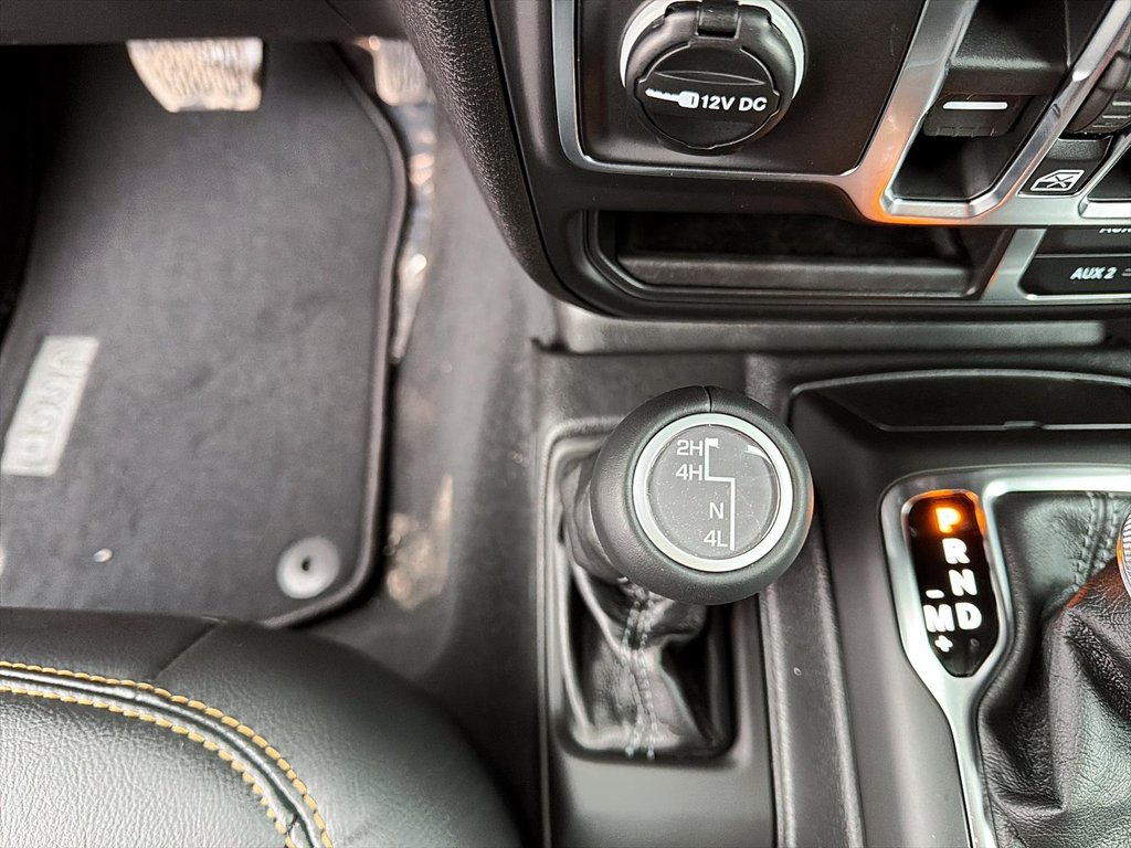 Jeep Wrangler 4-Door SAHARA 2026 à St-Jean-Sur-Richelieu, Québec - 15 - w1024h768px