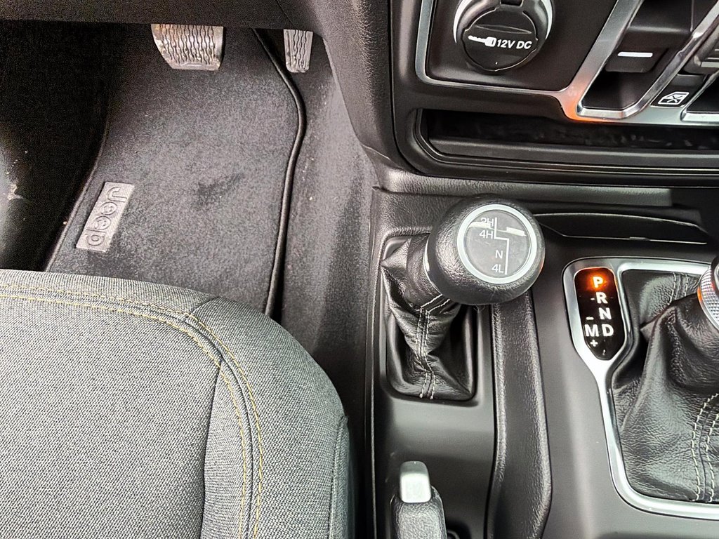Jeep Wrangler 4-Door SPORT 2026 à St-Jean-Sur-Richelieu, Québec - 15 - w1024h768px