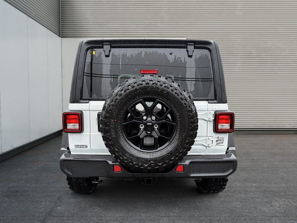Jeep Wrangler 4-Door WILLYS 2026 à St-Jean-Sur-Richelieu, Québec - 3 - w1024h768px
