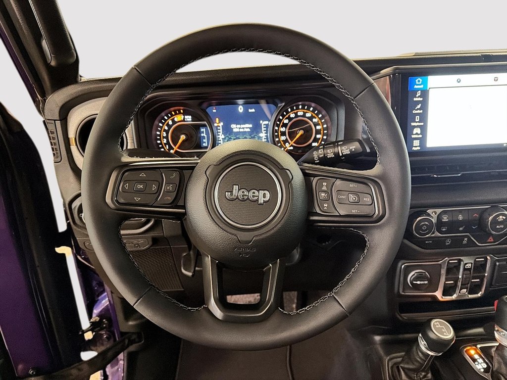 2026 Jeep Wrangler 4-Door SPORT S in St-Jean-Sur-Richelieu, Quebec - 11 - w1024h768px
