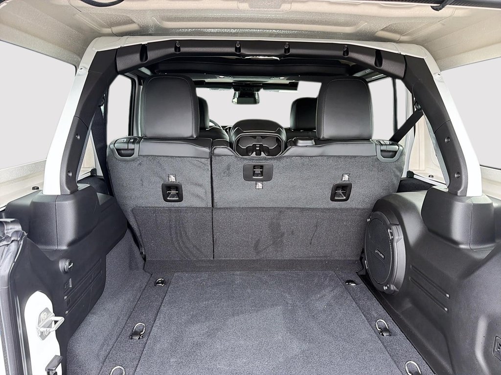 Jeep Wrangler 4-Door RUBICON 2026 à Sherbrooke, Québec - 6 - w1024h768px