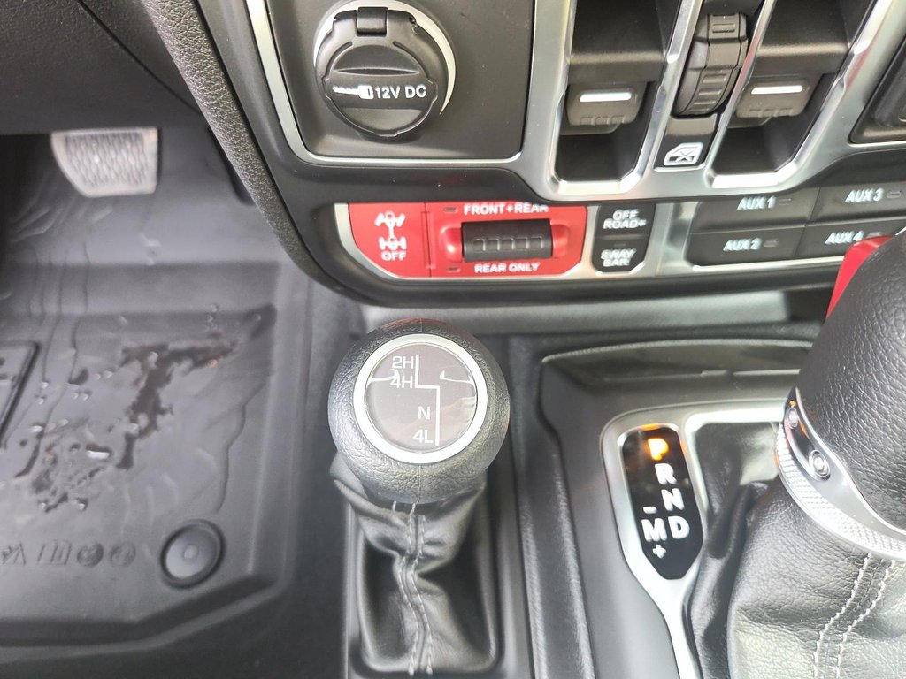 Jeep Wrangler 4-Door RUBICON 2026 à St-Jean-Sur-Richelieu, Québec - 15 - w1024h768px